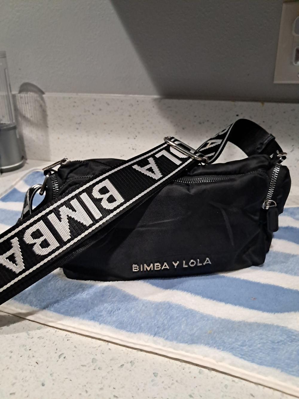 Bimba Y Lola Black Crossbody